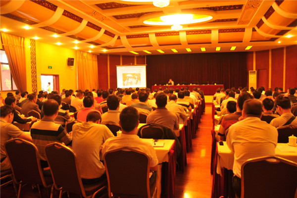 �����ݽ��������_(k��i)����С�W(xu��)У�@�L(f��ng)�U(xi��n)������Ӗ(x��n)��